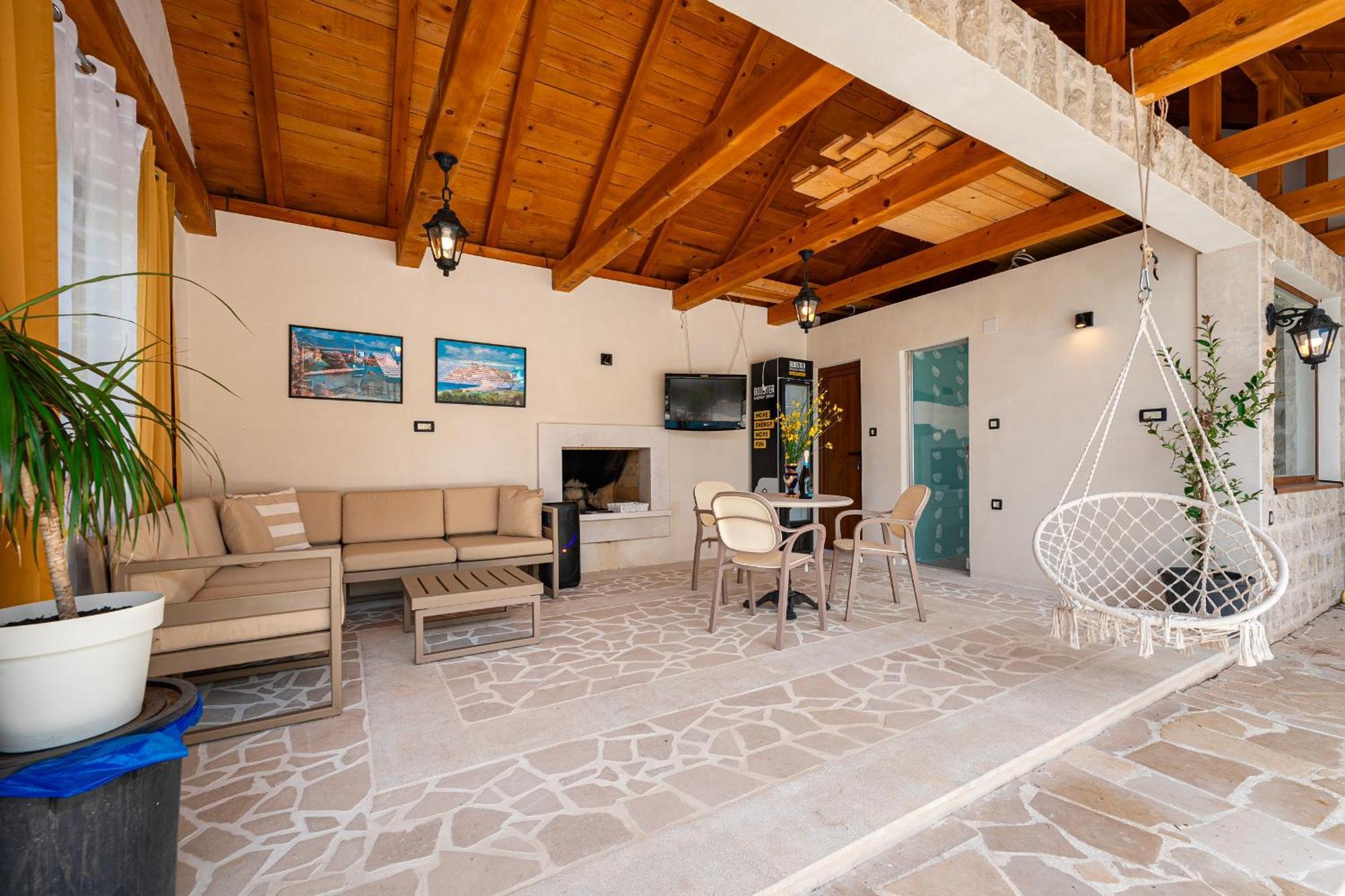 Sunset & Sunrise Villas In Stanisici-Two Villas With Common Pool Budva Dış mekan fotoğraf