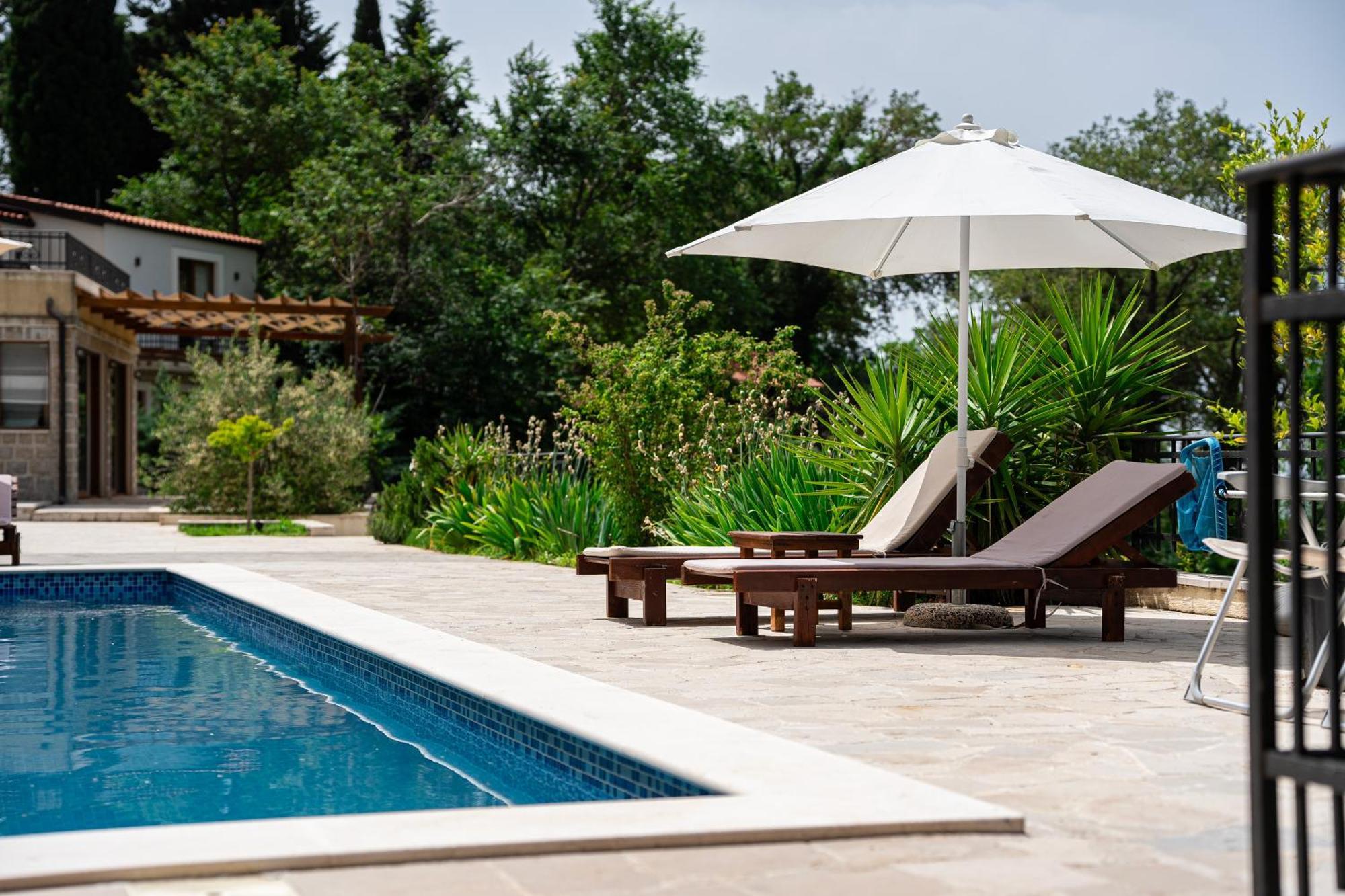 Sunset & Sunrise Villas In Stanisici-Two Villas With Common Pool Budva Dış mekan fotoğraf