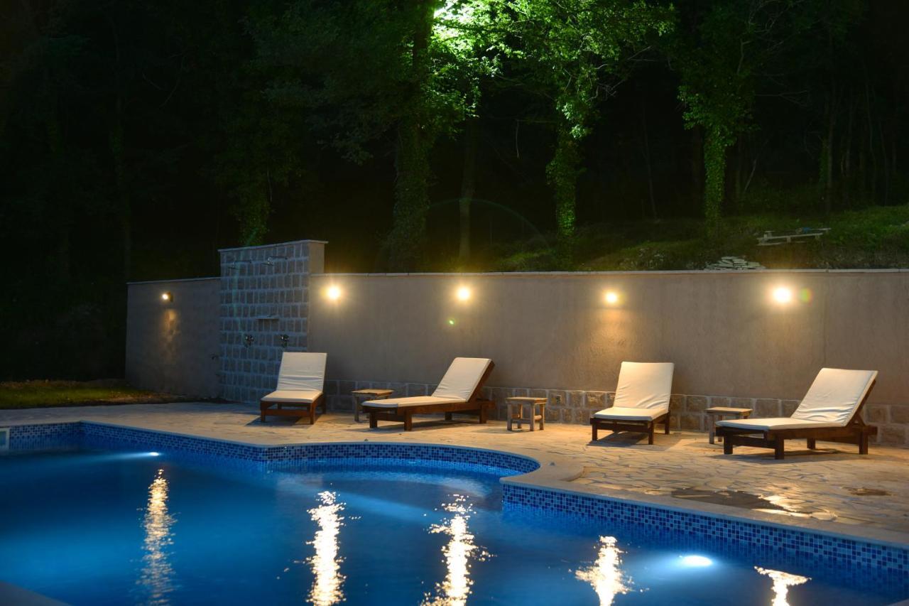 Sunset & Sunrise Villas In Stanisici-Two Villas With Common Pool Budva Dış mekan fotoğraf